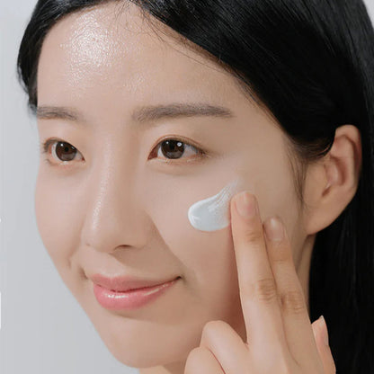 Hyalu-Cica Water-Fit Sun Serum | Wonder Skin Deutschland