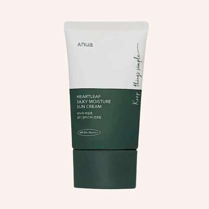 Anua Heartleaf Silky Moisture Sun Cream SPF50+/PA++++ 50ml – weiße Tube mit grünem Band, Blätterdeko