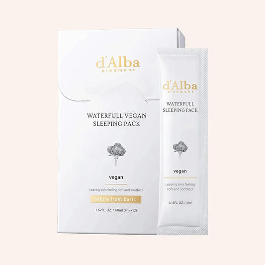 d'Alba Waterfull Vegan Sleeping Pack 12x4ml – transparente Hülle mit kleinen Kapseln vor einem weißen Karton im Hintergrund