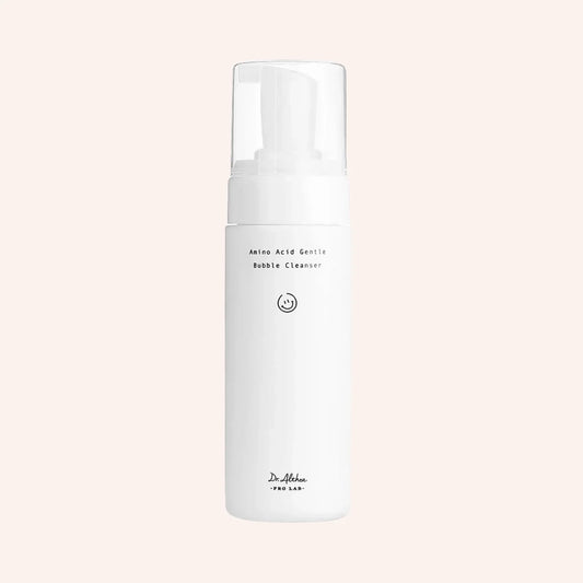 Dr. Althea Amino Acid Gentle Bubble Cleanser 140ml – Behälter mit leicht geöffnetem weißem Deckel vor Schwarz