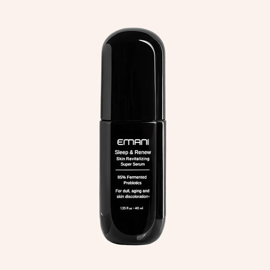 EMANI  Sleep & Renew serum 35 ml – Pipettenflasche mit schwarzer Pipette vor schwarzem Hintergrund