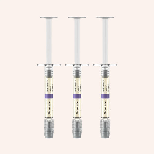 Genabelle Melacare Spicule Toning Shot Ampoule 3x1ml – drei Ampullen im Dreieck auf Weiß