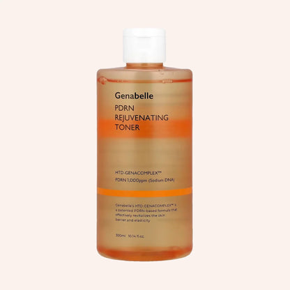 Genabelle PDRN Rejuvenating Toner 300ml – klare Flasche mit gelblichem Inhalt und Etikett vor schwarzem Hintergrund