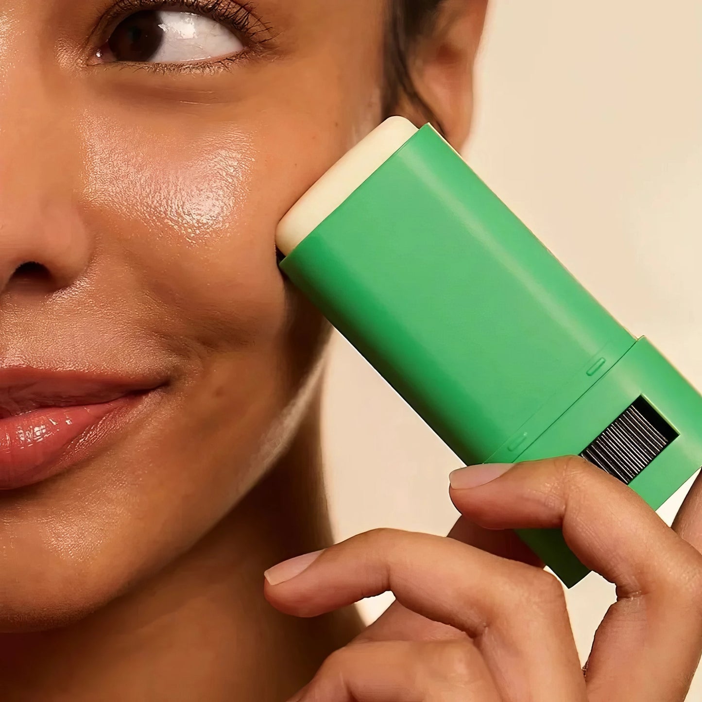 Haruharu Wonder - Black Bamboo Daily Soothing Sun Shield SPF 50+/PA++++ - 20g-Wonder Skin