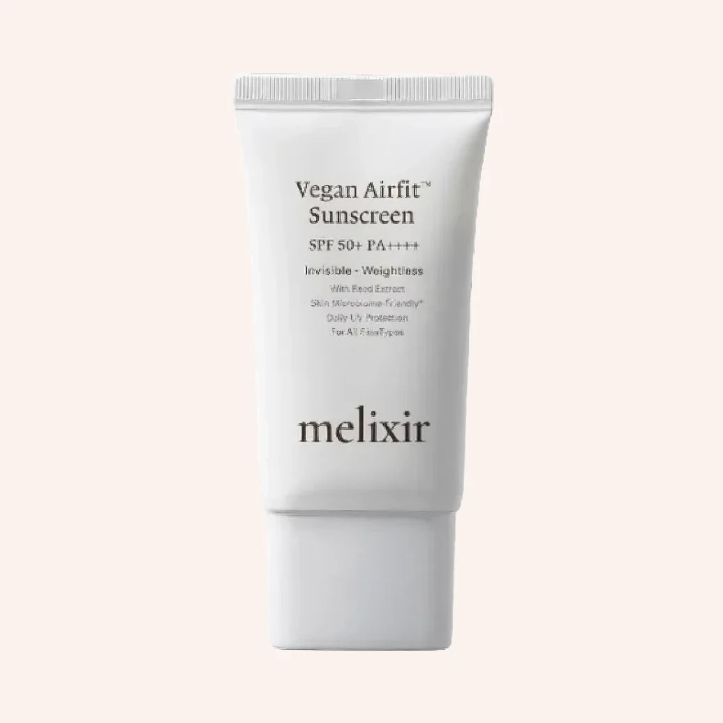Melixir Vegan Airfit Sunscreen SPF50+ PA++++ 50ml – weiße Tube mit diagonal geriffeltem Etikett und schwarzer Schrift
