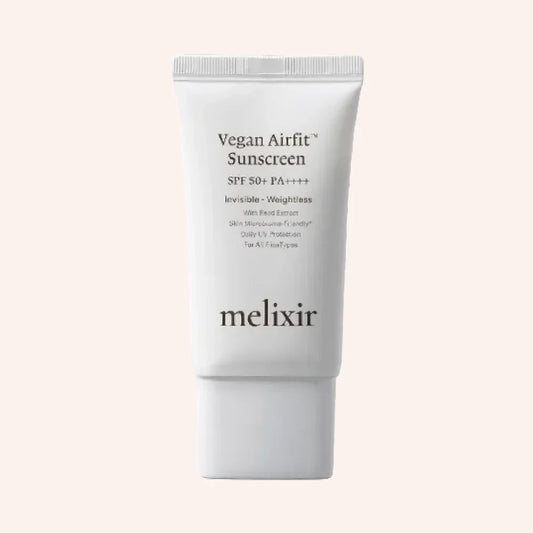Melixir Vegan Airfit Sunscreen SPF50+ PA++++ 50ml – weiße Tube mit diagonal geriffeltem Etikett und schwarzer Schrift