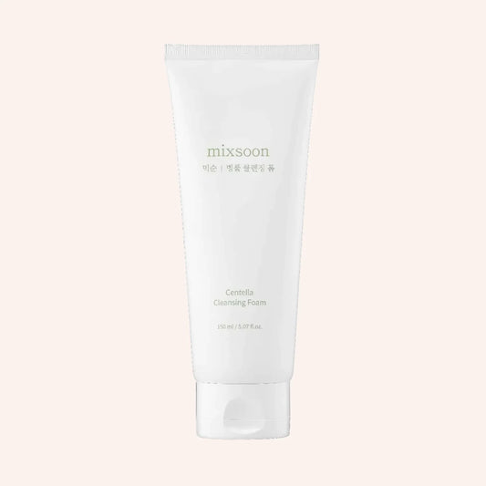 Mixsoon Centella Cleansing Foam 150ml – weiße Tube mit Etikett im Verlauf zu Hellbeige, aufrecht stehend