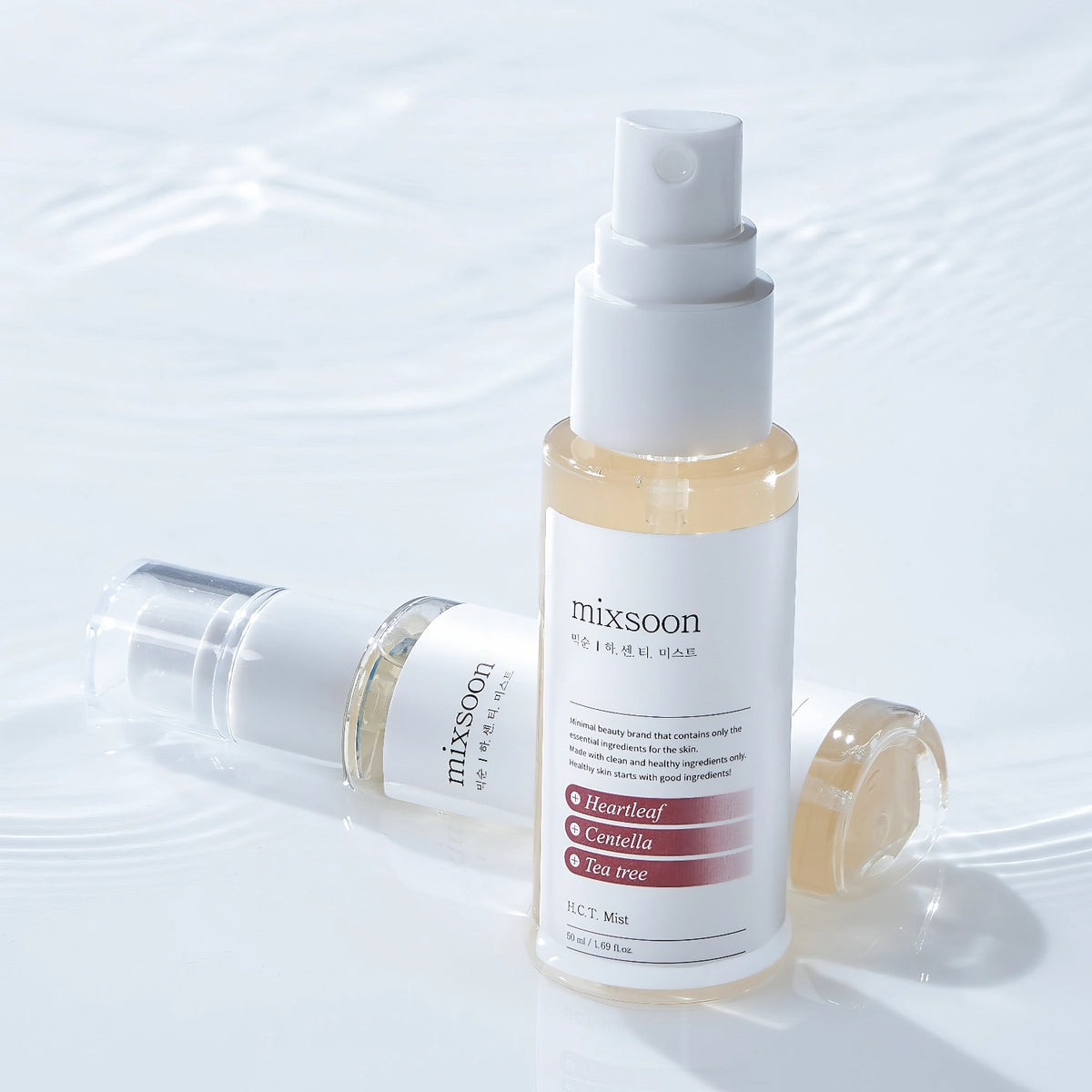 Mixsoon H.C.T Mist 50ml – weiße Flasche mit klarer Kappe auf einer Fläche mit vielen Wassertropfen