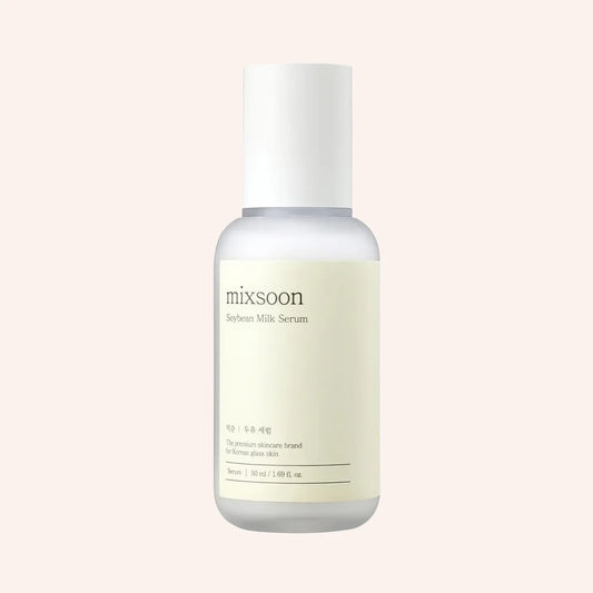 Mixsoon Soybean Milk Serum 50ml – Pumpflasche mit weißem Etikett vor dunklem, schlichtem Hintergrund