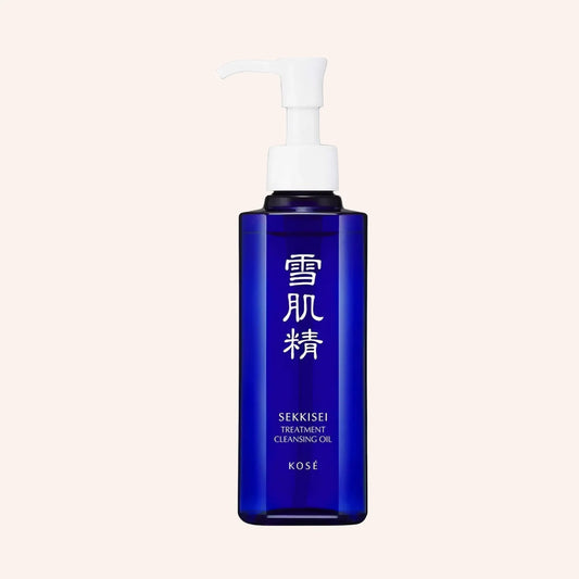 Sekkisei Treatment Cleansing Oil 160ml – blaue Spenderflasche vor dunklem Hintergrund