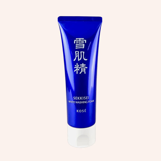 Sekkisei White Washing Foam 130g – Tube mit Farbverlauf von Dunkel- zu Hellblau und weißer Kappe