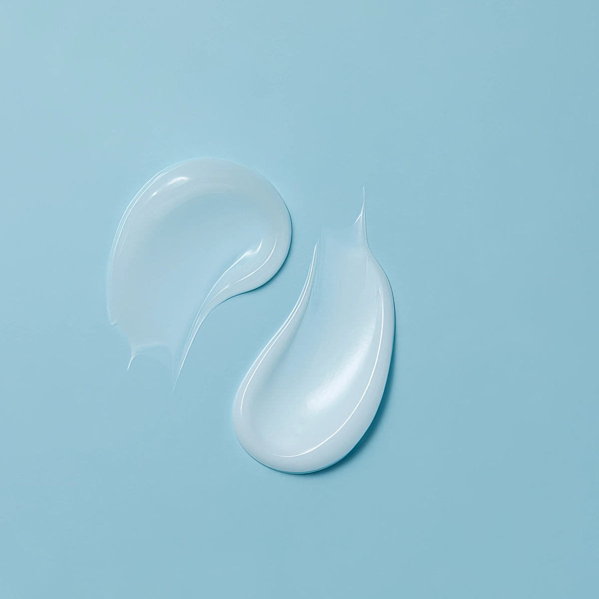 Torriden DIVE-IN Low Molecular Hyaluronic Acid Cream 80ml – zwei geöffnete Tuben mit glänzender Creme