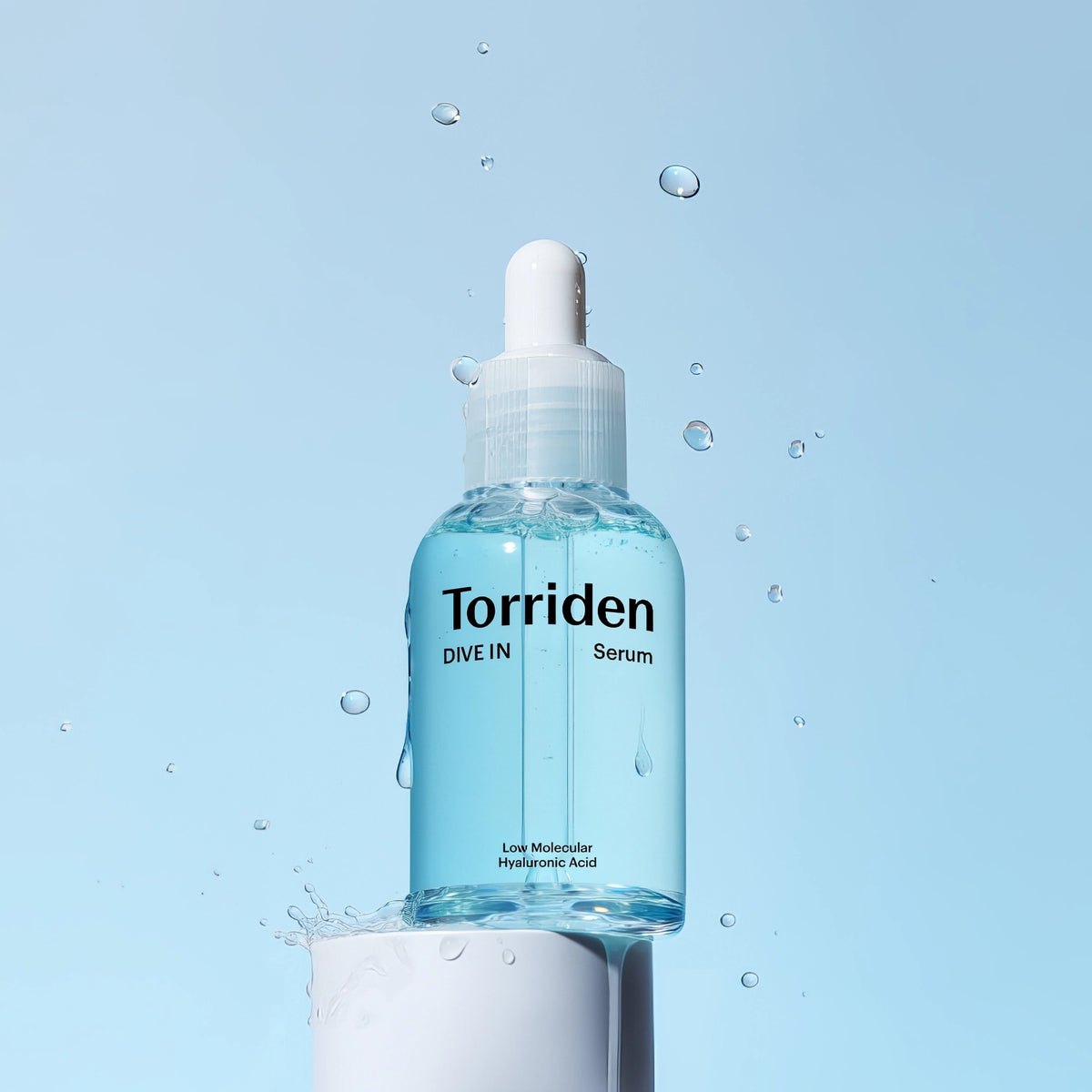 Torriden DIVE-IN Low Molecular Hyaluronic Acid Serum 50ml – Pipettenflasche, weißes Etikett mit blaugrünem Oval, weiße Fläche