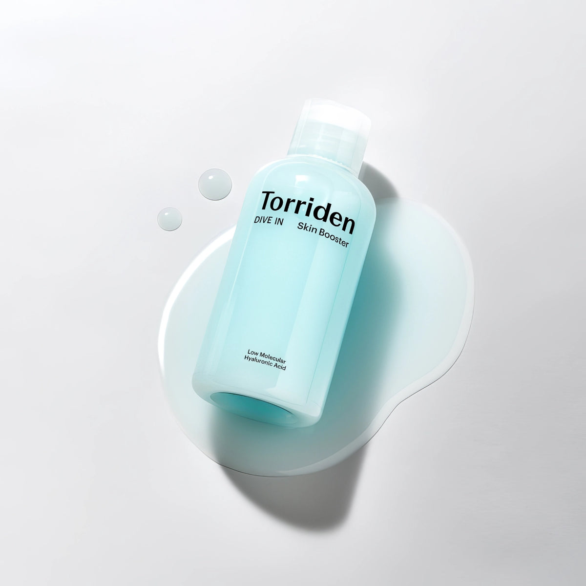 Torriden DIVE-IN Low Molecular Hyaluronic Acid Skin Booster 200ml – Flasche mit weißer Kappe, hellblauer Inhalt, matt